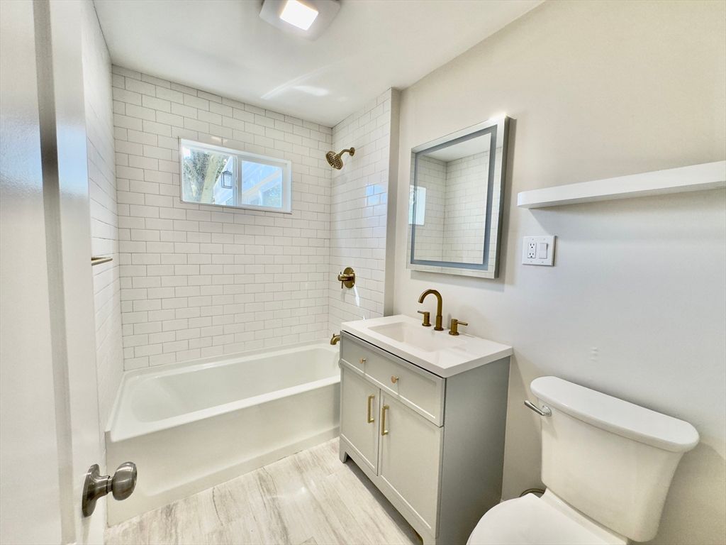 Bathroom, Interior, Wood Texture Flooring
