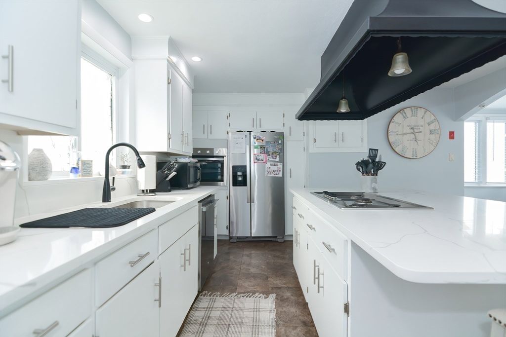 Interior, Kitchen, Recessed Lighting