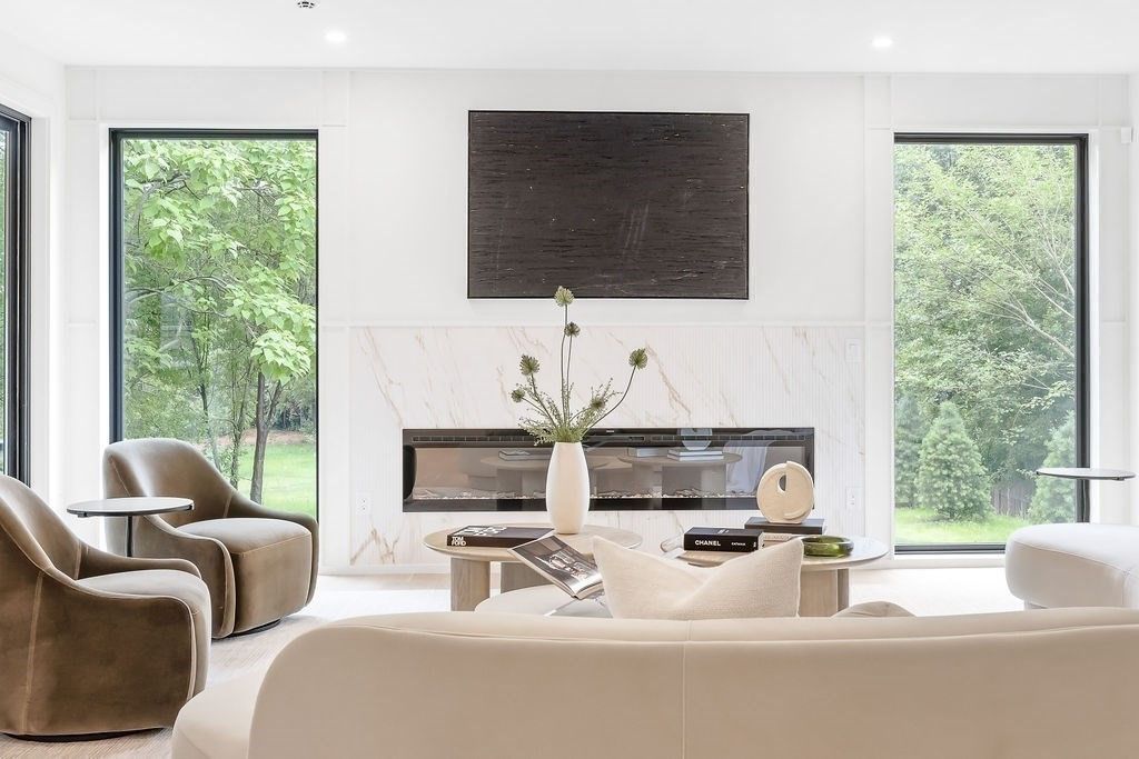 Fireplace, Interior, Living room, Marble Walls, Recessed Lighting