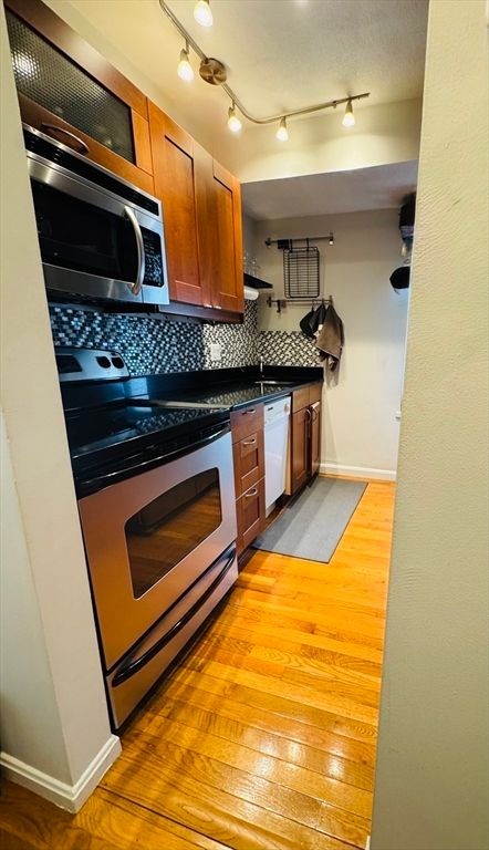 Interior, Kitchen, Stainless Steel Appliances, Wood Texture Flooring