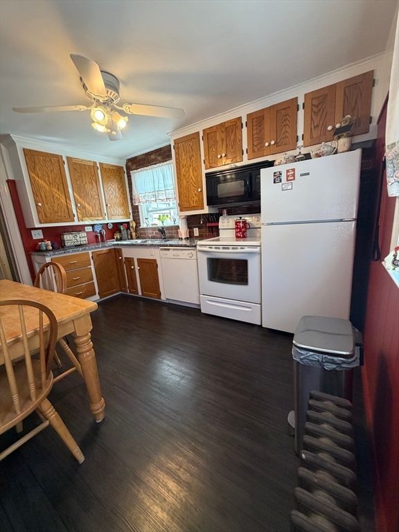 Interior, Kitchen, Wood Texture Flooring