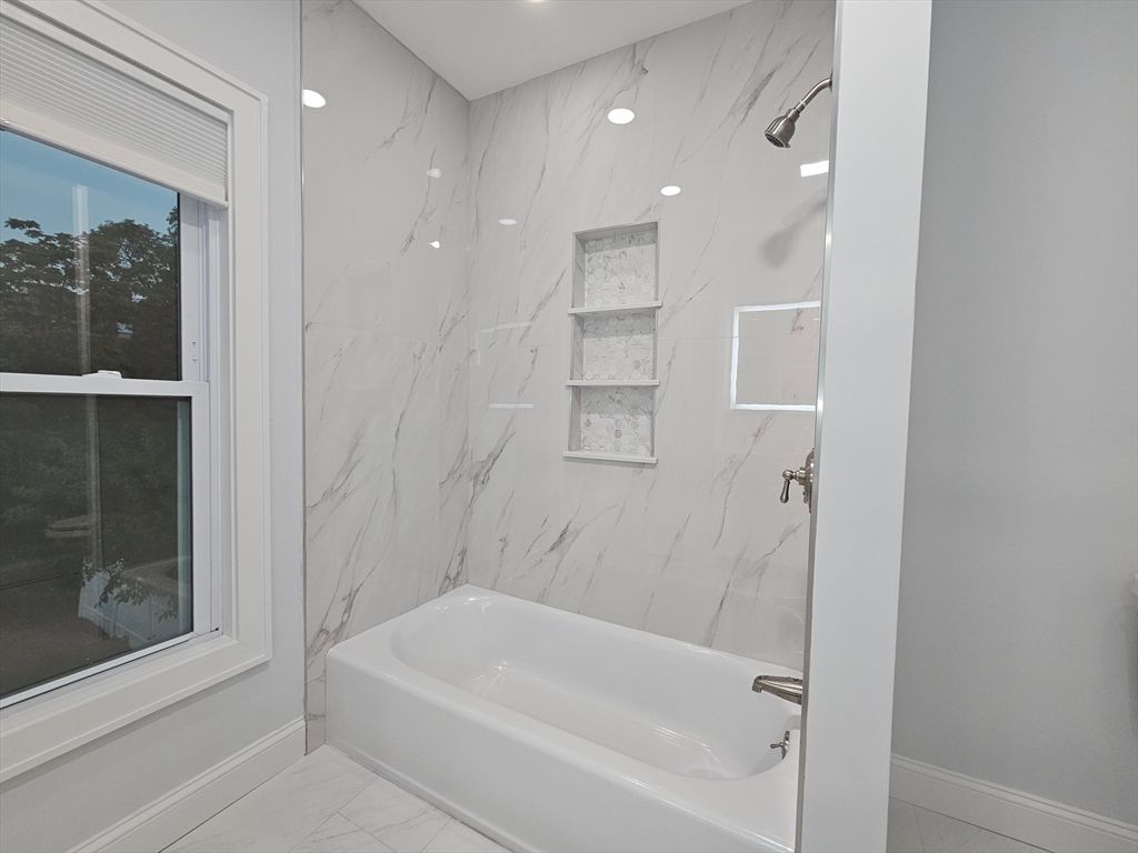 Bathroom, Interior, Marble, Marble Walls, Recessed Lighting