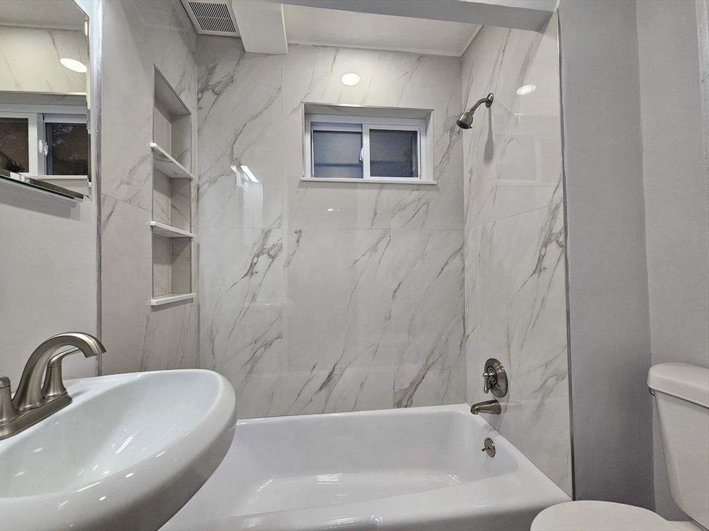 Bathroom, Interior, Marble Walls