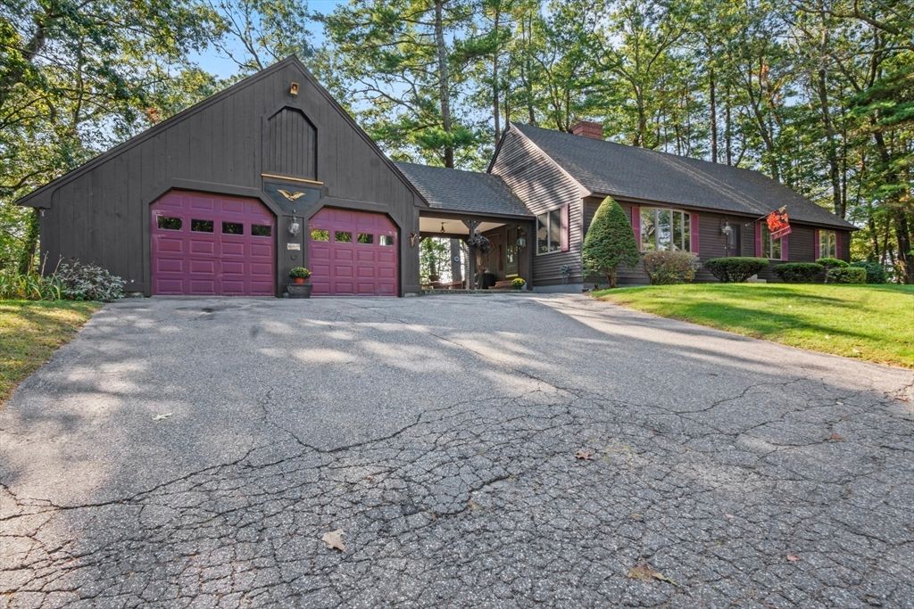 Attached, Exterior, Facade, Brick Facade, Cape Cod