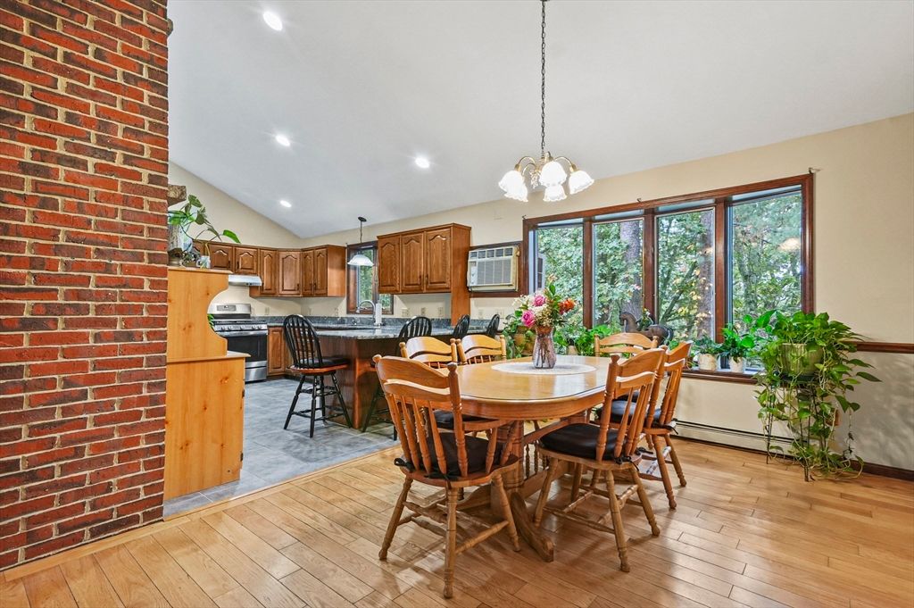 Dining room, Interior, Kitchen, Pendant Lights, Recessed Lighting, Stone Walls, Wood Texture Flooring