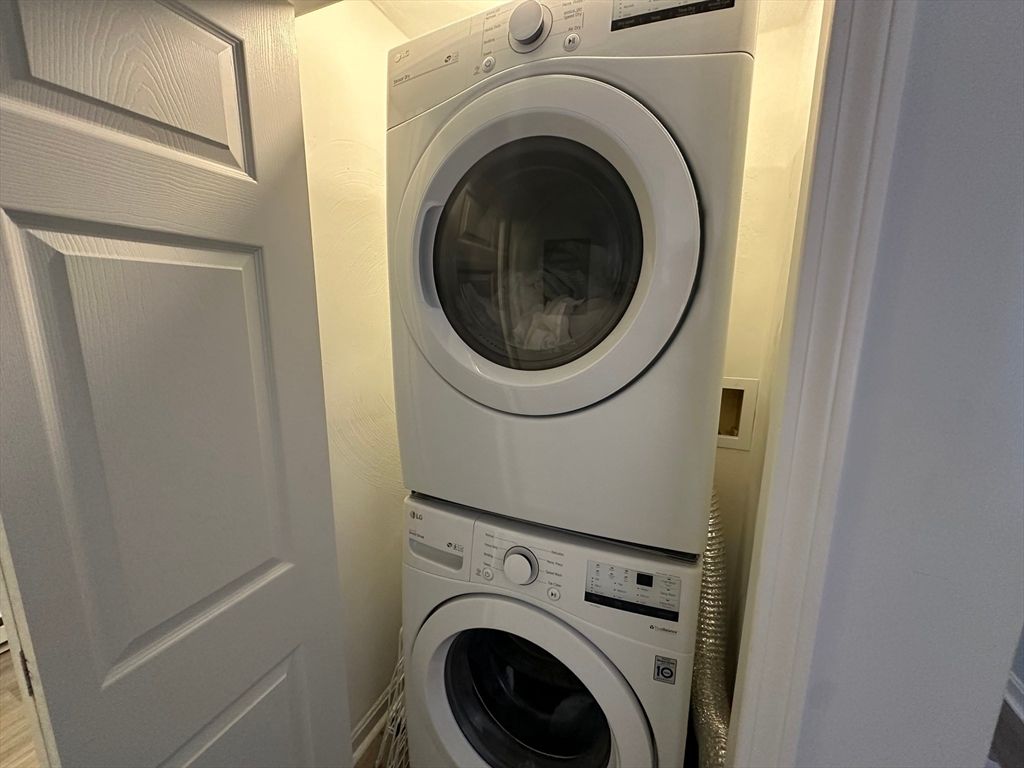 Interior, Utility Closets, Washer