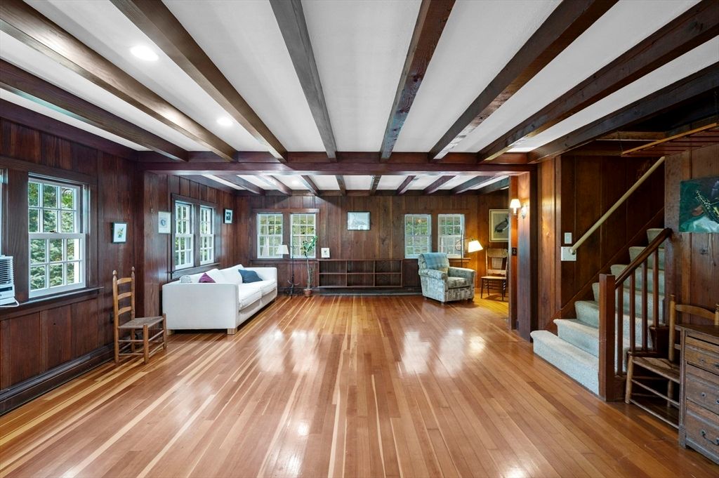 Interior, Living room, Recessed Lighting, Wooden Beams, Wood Texture Flooring, Wooden Walls