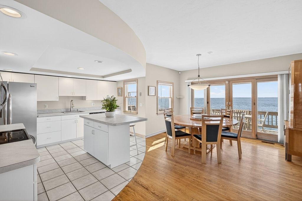Dining room, Interior, Kitchen, Pendant Lights, Recessed Lighting, Water, Wood Texture Flooring