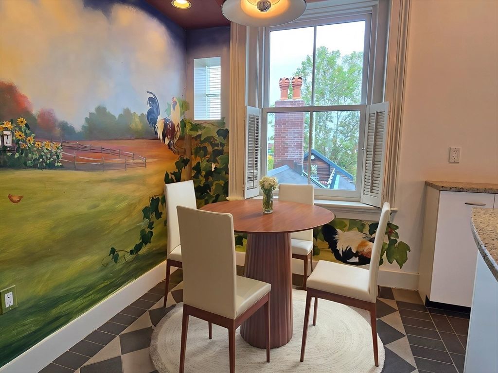 Dining room, Interior, Recessed Lighting