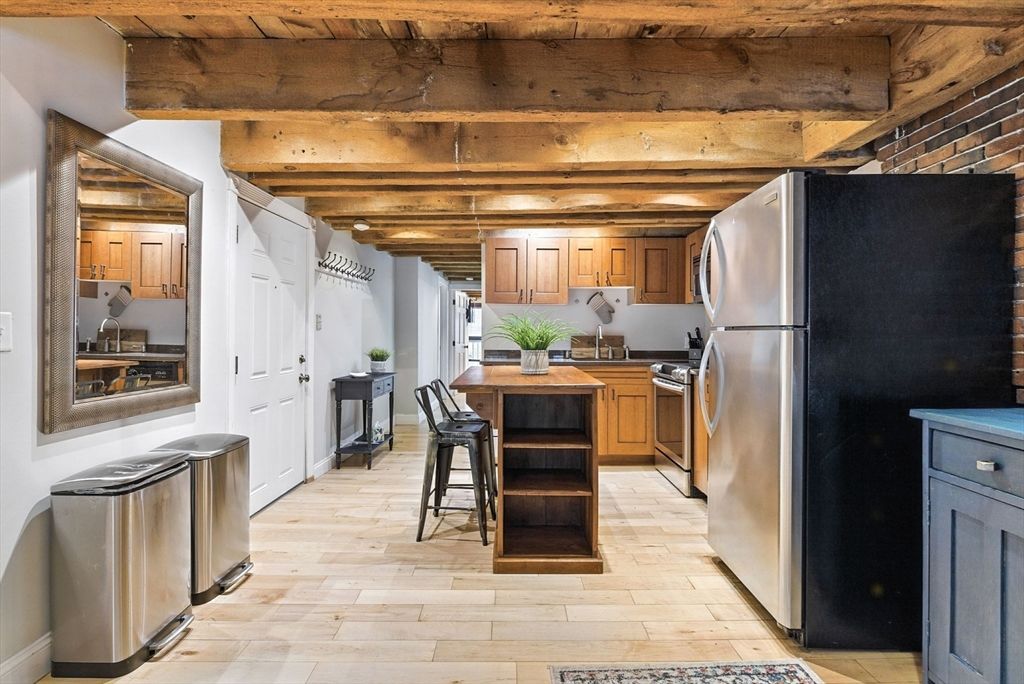 Interior, Kitchen, Stainless Steel Appliances, Wooden Beams, Wooden Ceilings, Wood Texture Flooring