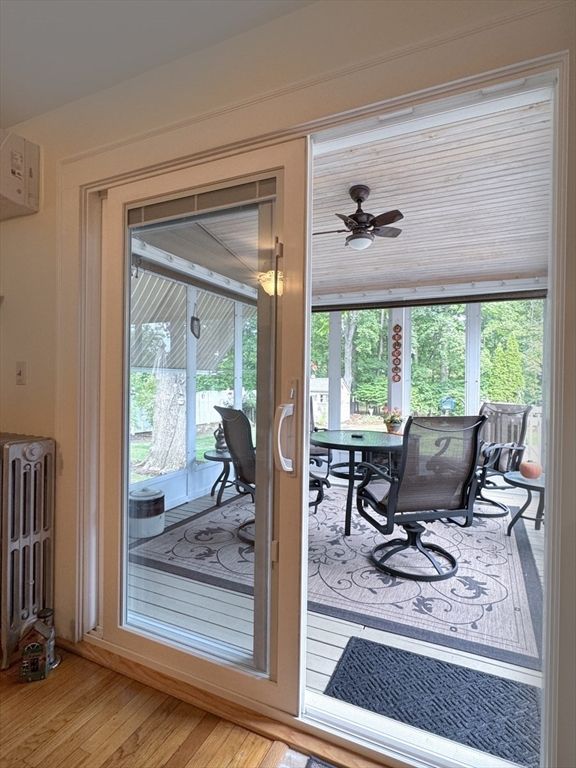 Interior, Sun Room, Wood Texture Flooring