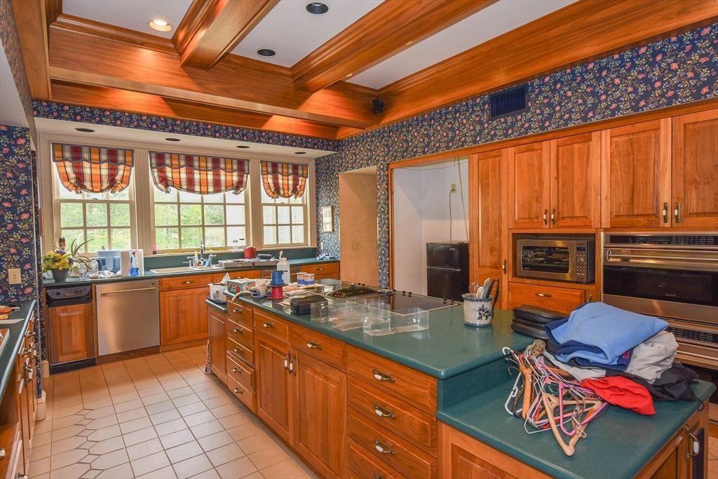 Interior, Kitchen, Recessed Lighting, Stainless Steel Appliances, Wooden Beams