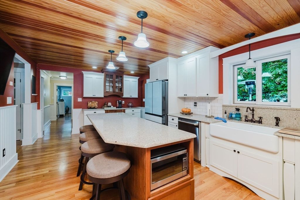 Interior, Kitchen, Pendant Lights, Recessed Lighting, Wooden Ceilings, Wood Texture Flooring