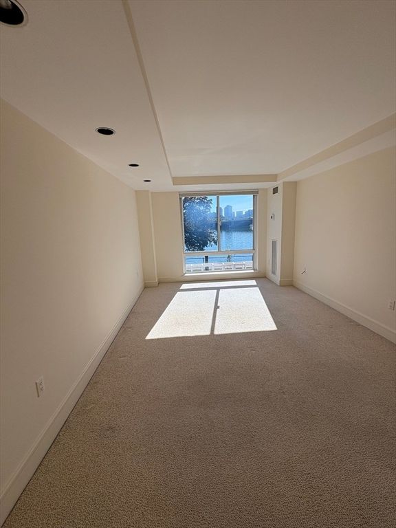 Empty room, Interior, Recessed Lighting, Water