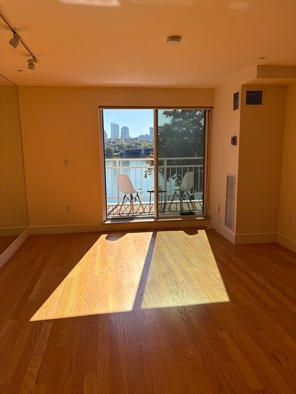 Empty room, Interior, Water, Wood Texture Flooring