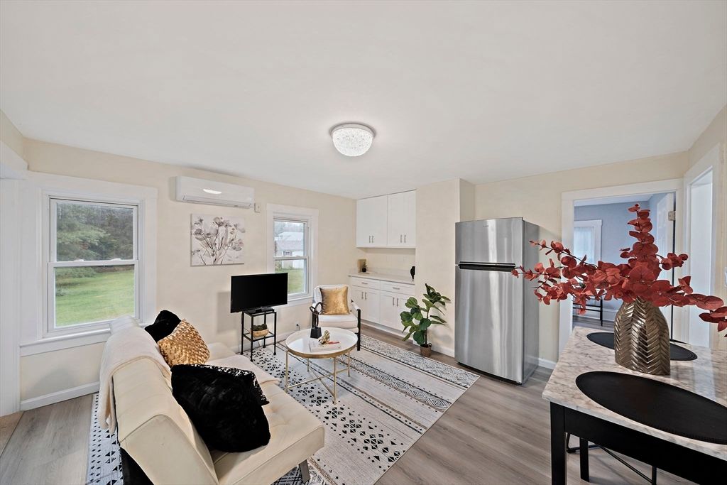 Interior, Kitchen, Living room, Stainless Steel Appliances, Wood Texture Flooring