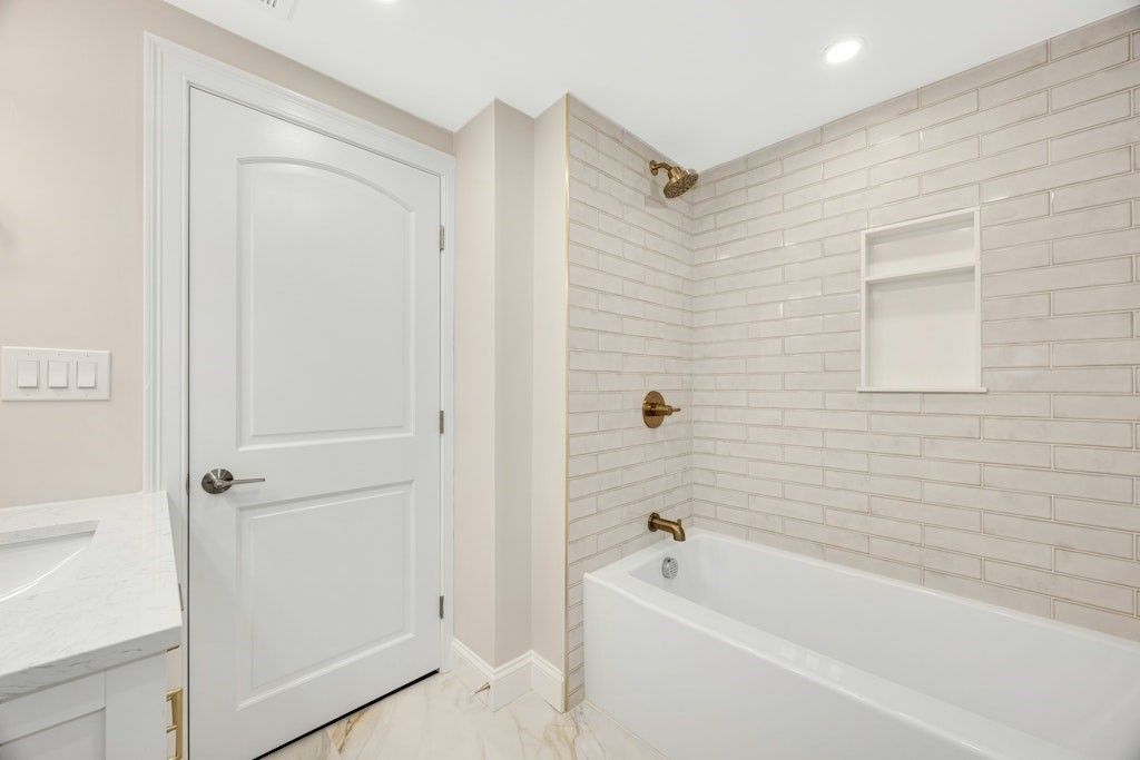 Bathroom, Interior, Marble, Recessed Lighting