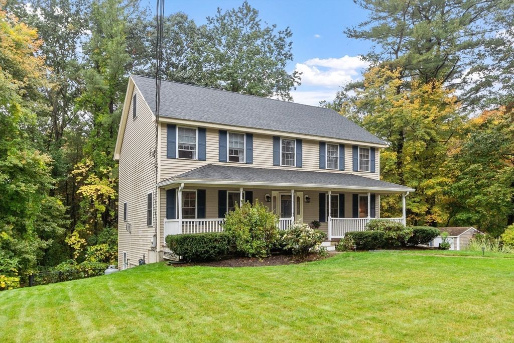 Exterior, Facade, Georgian