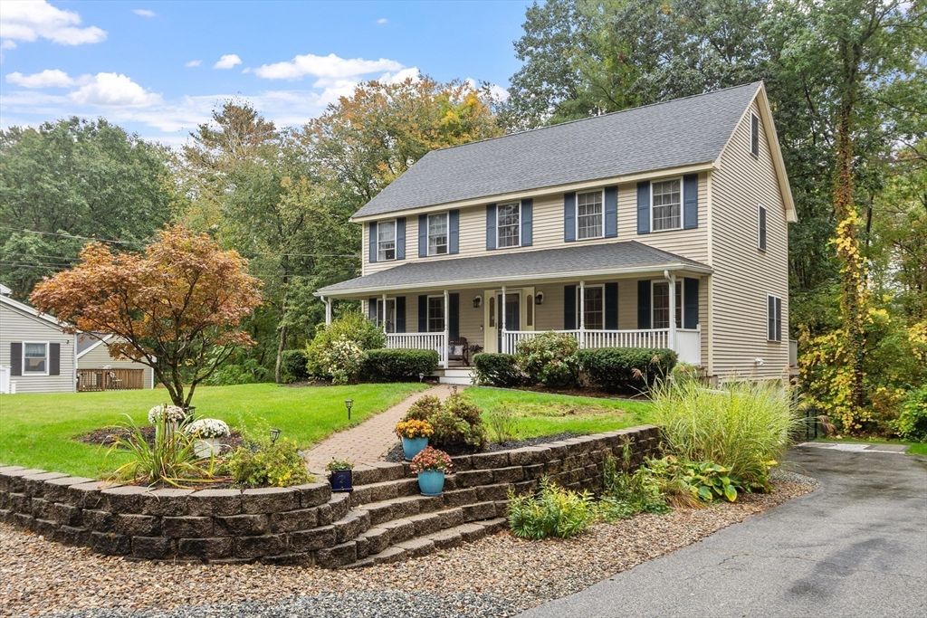 Exterior, Facade, Georgian