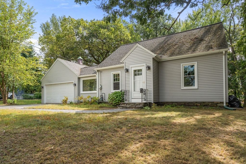Attached, Backyard, Exterior, Facade, Cape Cod