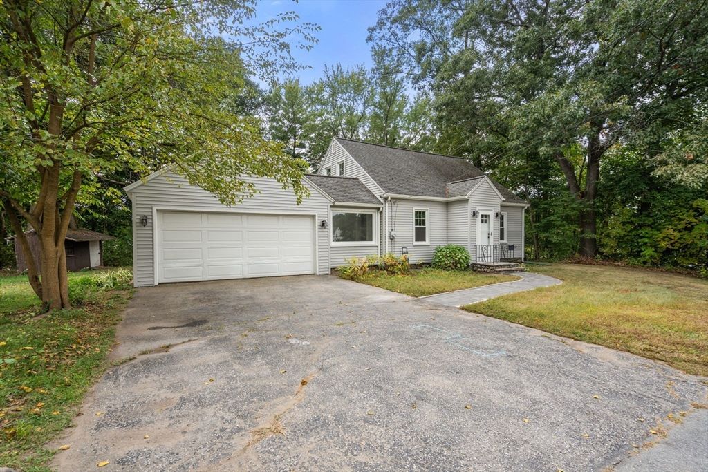 Attached, Backyard, Exterior, Facade, Cape Cod