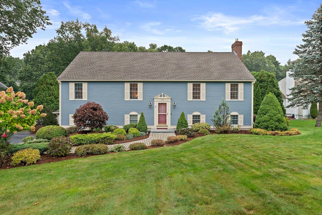 Backyard, Exterior, Facade, Georgian