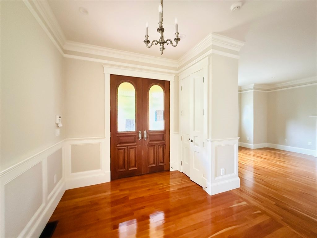 Chandelier, Empty room, Interior, Wood Texture Flooring