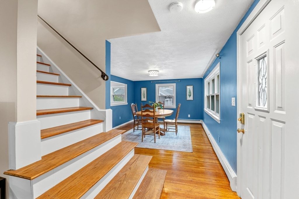 Dining room, Interior, Wood Texture Flooring