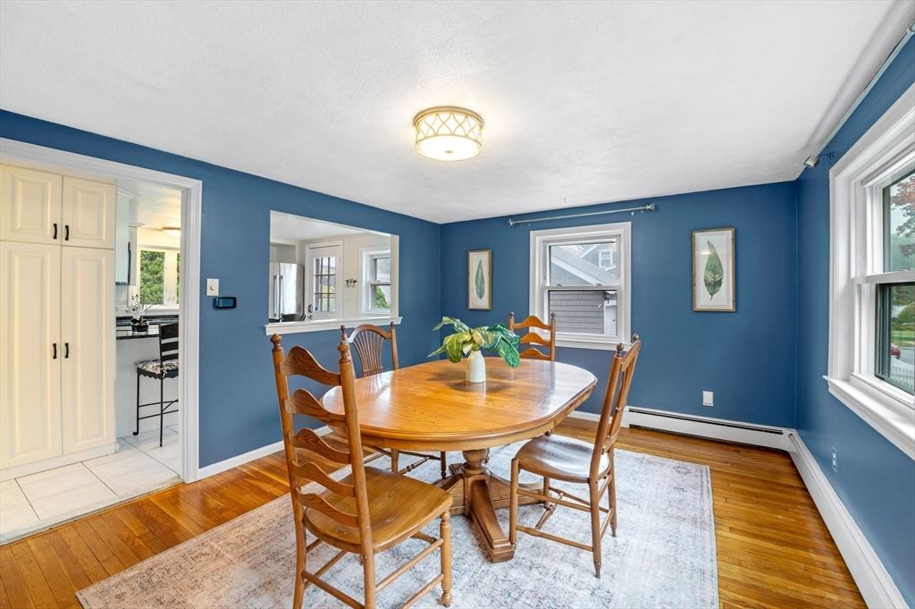 Dining room, Interior, Wood Texture Flooring