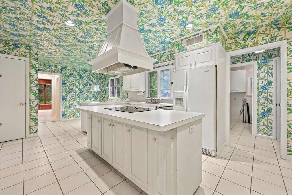 Interior, Kitchen, Recessed Lighting