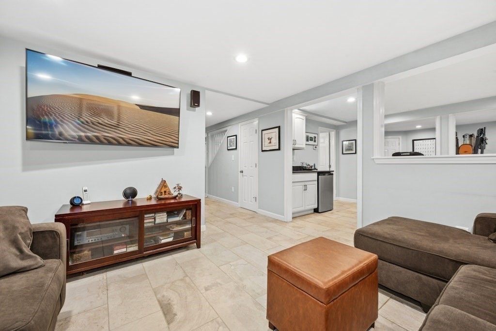 Interior, Kitchen, Living room, Recessed Lighting