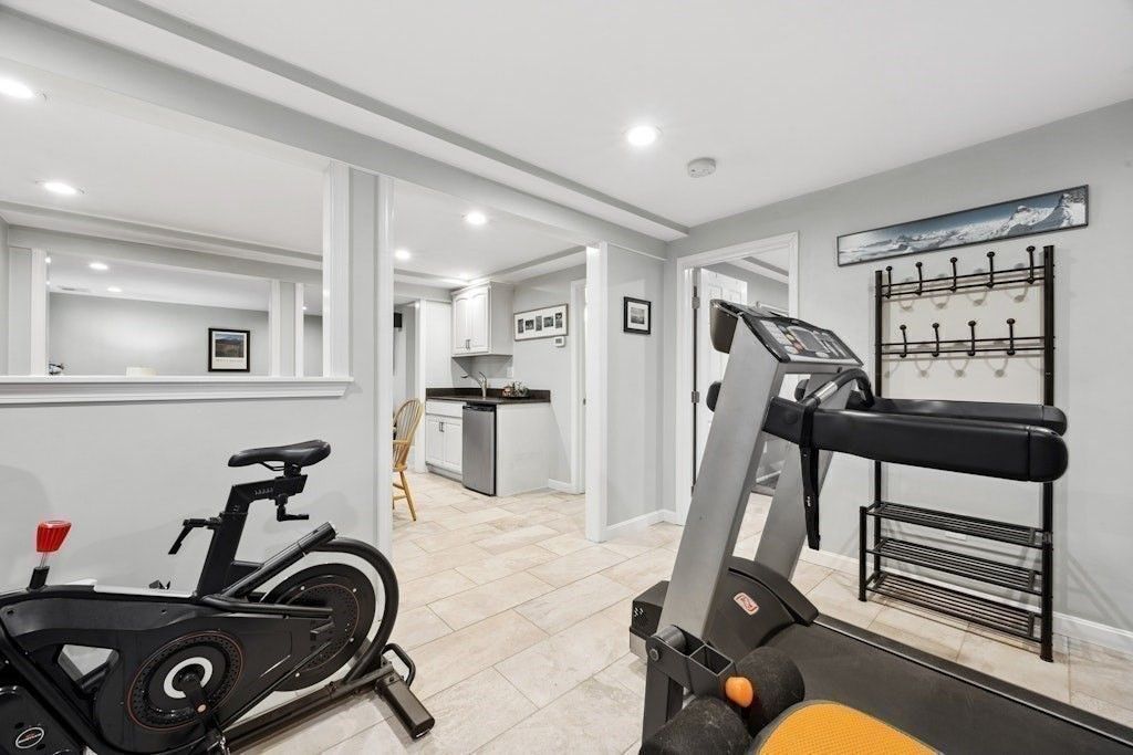 Fitness Equipment, Gym, Interior, Recessed Lighting