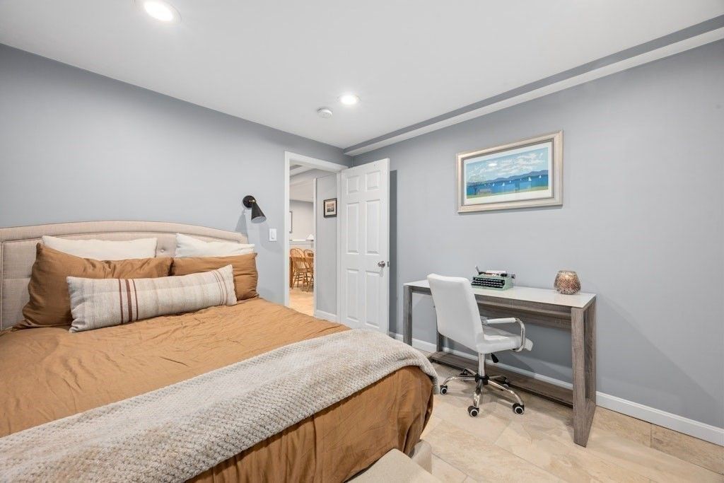 Bedroom, Home Office, Interior, Recessed Lighting, Wood Texture Flooring