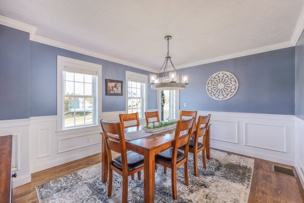 Dining room, Interior, Pendant Lights, Wood Texture Flooring