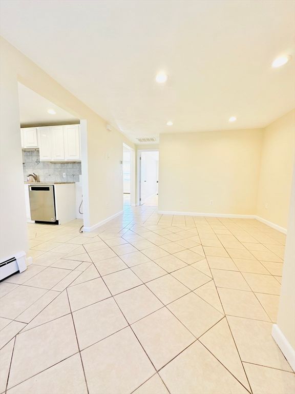 Empty room, Interior, Kitchen, Recessed Lighting