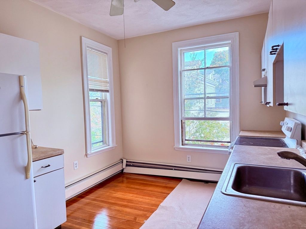 Interior, Kitchen, Wood Texture Flooring