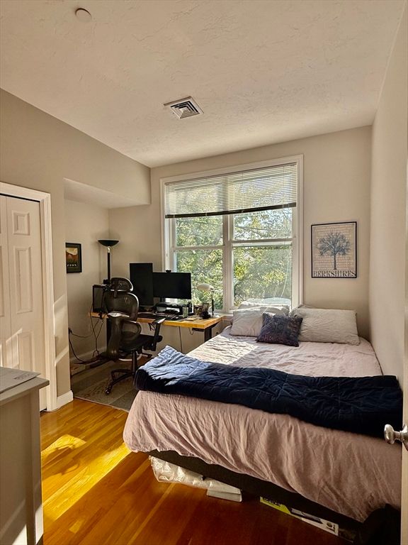 Bedroom, Home Office, Interior, Wood Texture Flooring