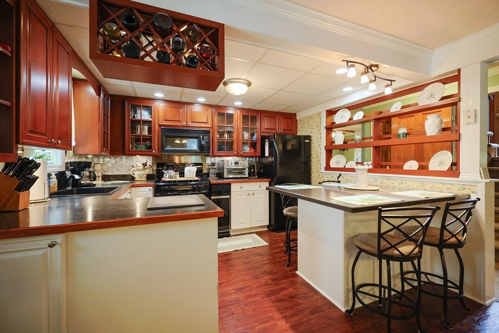 Interior, Kitchen, Wood Texture Flooring