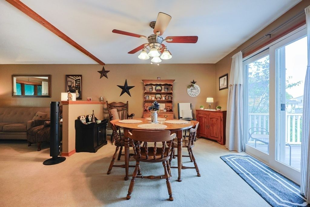 Dining room, Interior