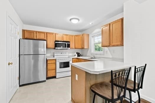 Interior, Kitchen, Stainless Steel Appliances