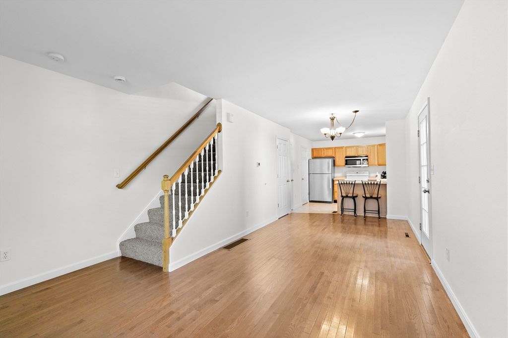 Chandelier, Interior, Kitchen, Wood Texture Flooring