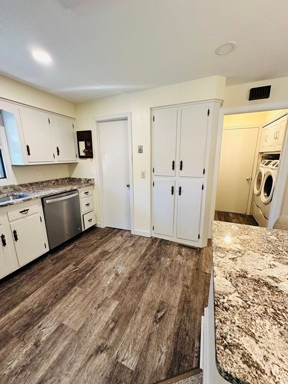 Interior, Kitchen, Recessed Lighting, Washer, Wood Texture Flooring
