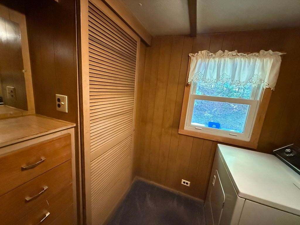 Interior, Washer, Wooden Walls