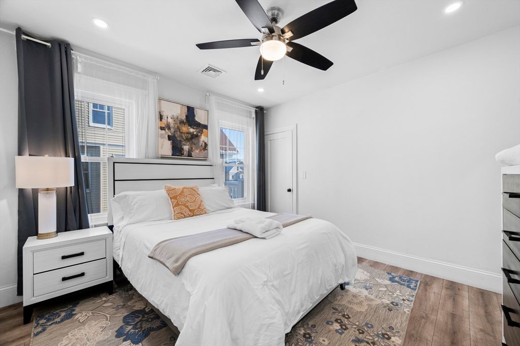 Bedroom, Interior, Recessed Lighting, Wood Texture Flooring