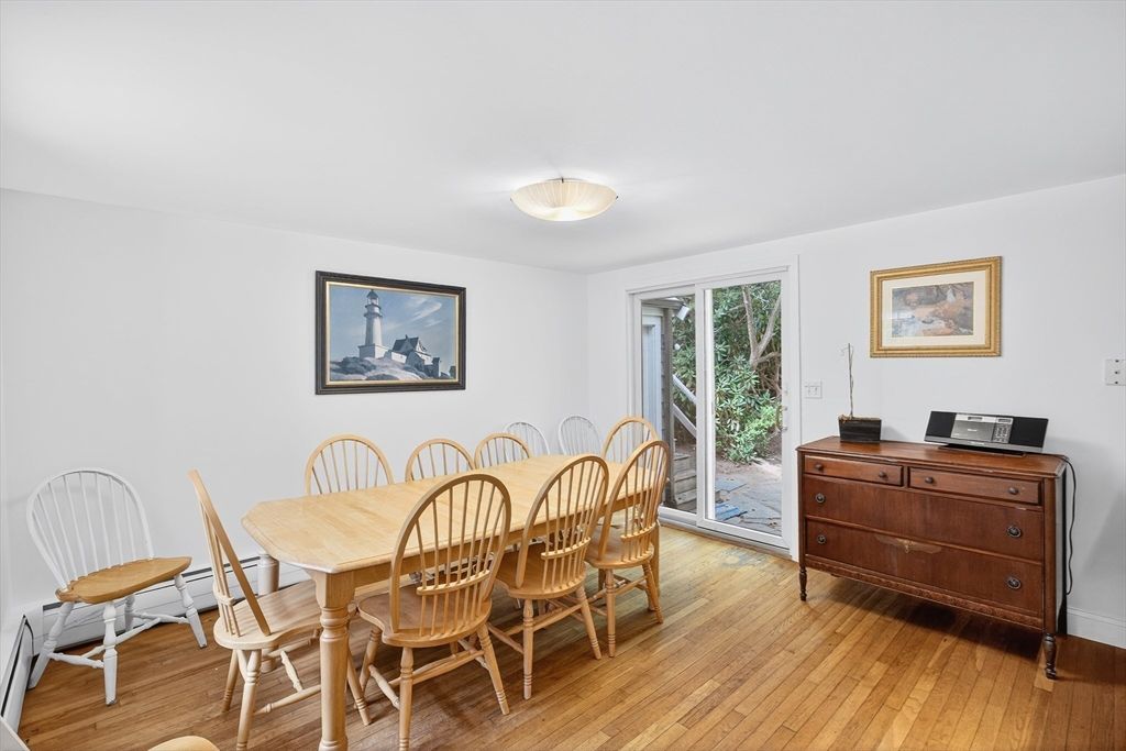 Dining room, Interior, Wood Texture Flooring