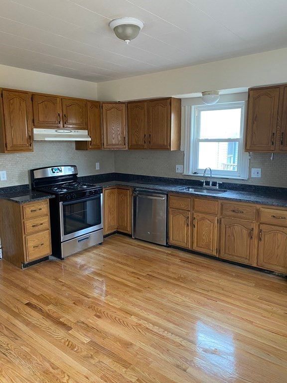 Interior, Kitchen, Wood Texture Flooring
