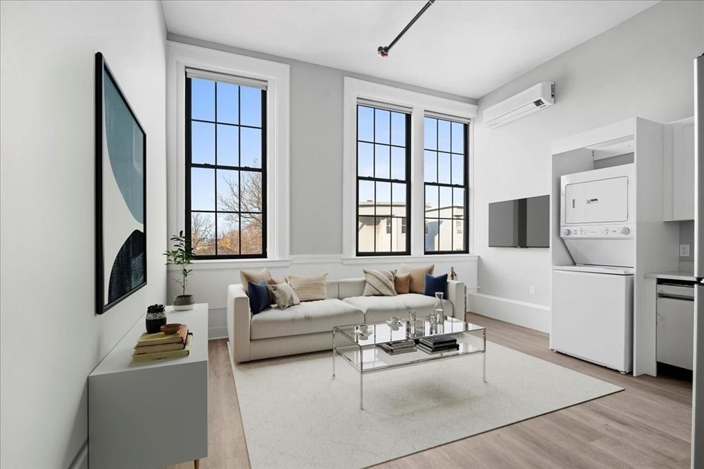 Interior, Kitchen, Living room, Washer, Wood Texture Flooring