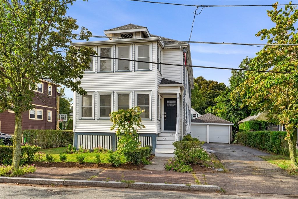 Detached Garage, Exterior, Facade, American Foursquare