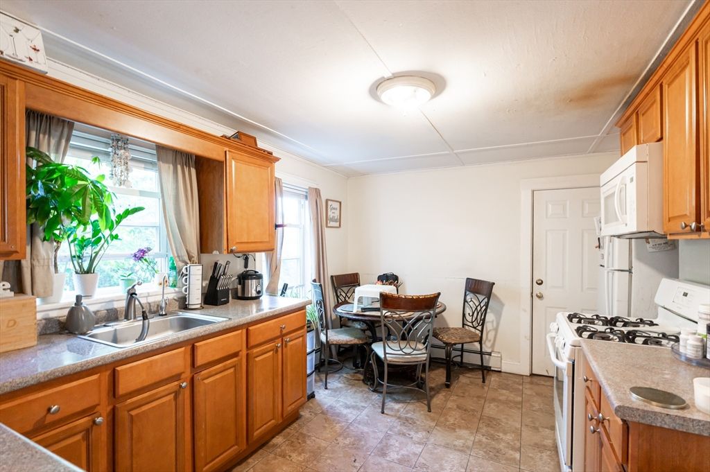 Dining room, Interior, Kitchen