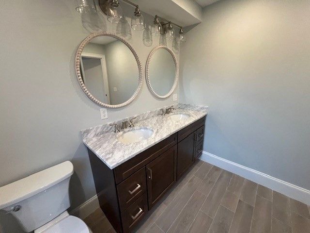 Bathroom, Dual Sink Vanities, Interior, Wood Texture Flooring